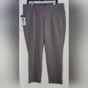 Dalia Women's Truffle Colored Skinny Pull On Dress Pants Size XL NWT
